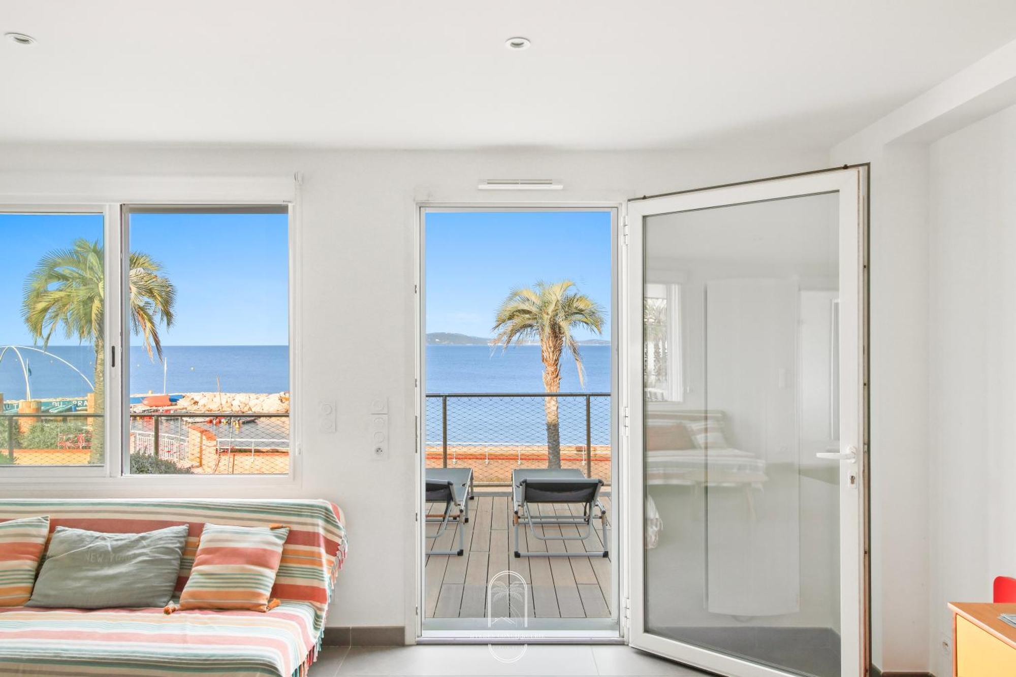 Villa Antoine Appartement Rdj Vue Mer Clim Wifi Parking Plage 50M La Garonne Льо Праде Екстериор снимка