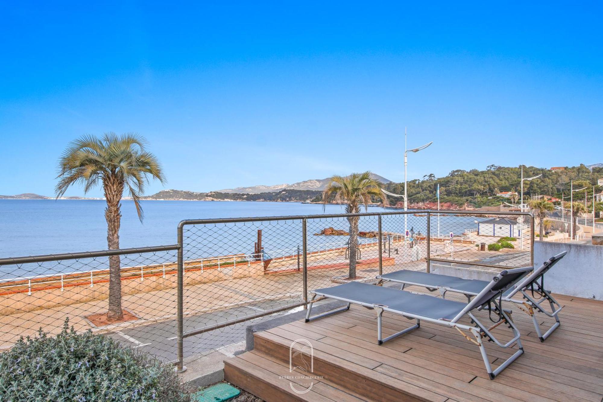 Villa Antoine Appartement Rdj Vue Mer Clim Wifi Parking Plage 50M La Garonne Льо Праде Екстериор снимка